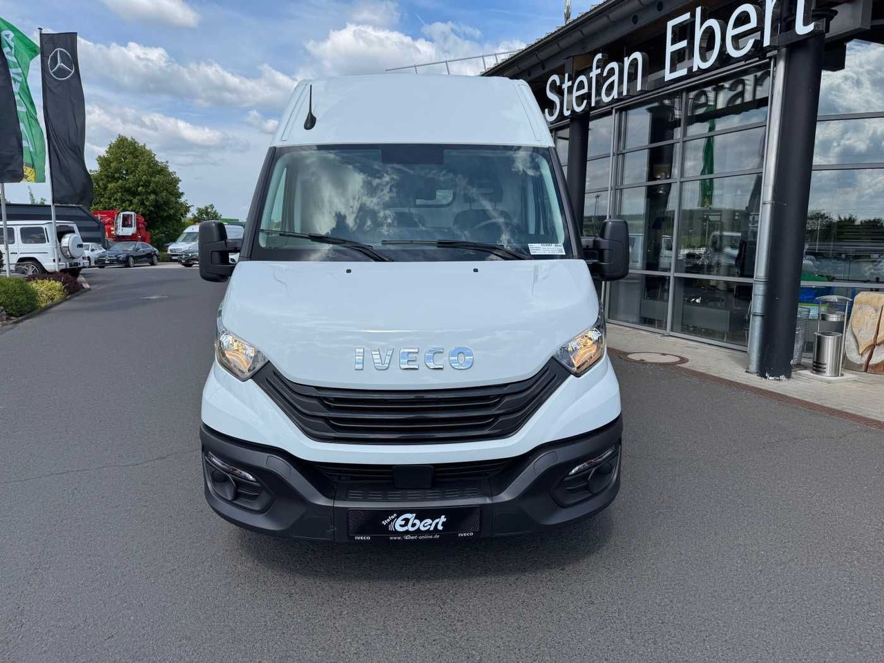 Iveco Daily 35S16 *Klima*Radstand4.100mm* - Furgon: slika 3 Iveco Daily 35S16 *Klima*Radstand4.100mm* - Furgon: slika 3
