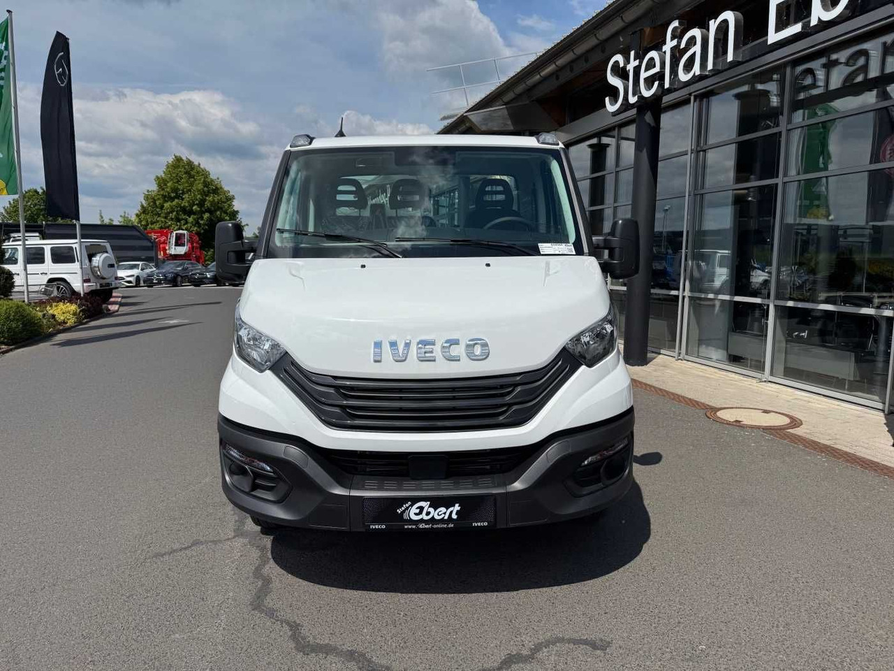 Iveco Daily 50C18 HA8 3.0L *R4.350mm*Klima*Automatik* - Tovornjak-šasija: slika 2 Iveco Daily 50C18 HA8 3.0L *R4.350mm*Klima*Automatik* - Tovornjak-šasija: slika 2