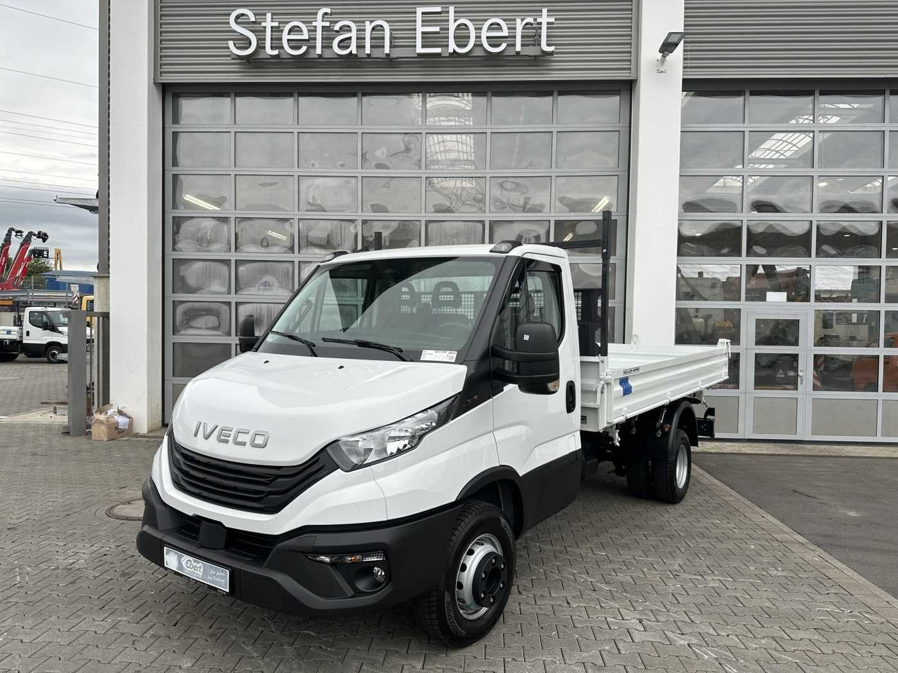 Iveco Daily 70C18H 3-S.-Kipper *R3.750mm*2xAHK* 5x - Dostavno vozilo prekucnik: slika 1 Iveco Daily 70C18H 3-S.-Kipper *R3.750mm*2xAHK* 5x - Dostavno vozilo prekucnik: slika 1