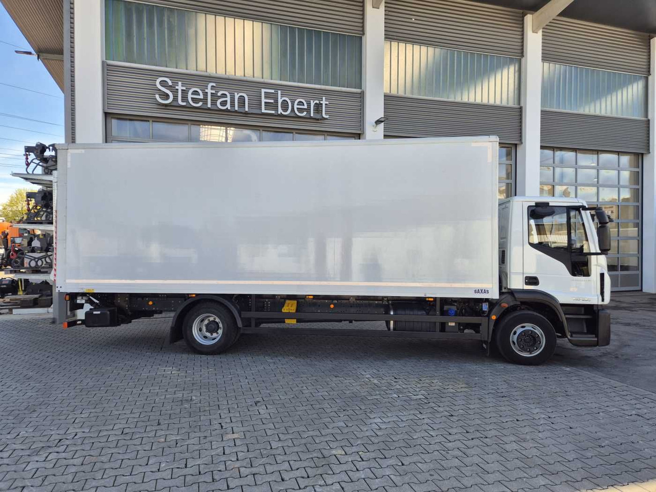 Iveco Eurocargo ML140E28/P 4x2 *LBW*AHK*Klima / 3x - Tovornjak zabojnik: slika 4 Iveco Eurocargo ML140E28/P 4x2 *LBW*AHK*Klima / 3x - Tovornjak zabojnik: slika 4