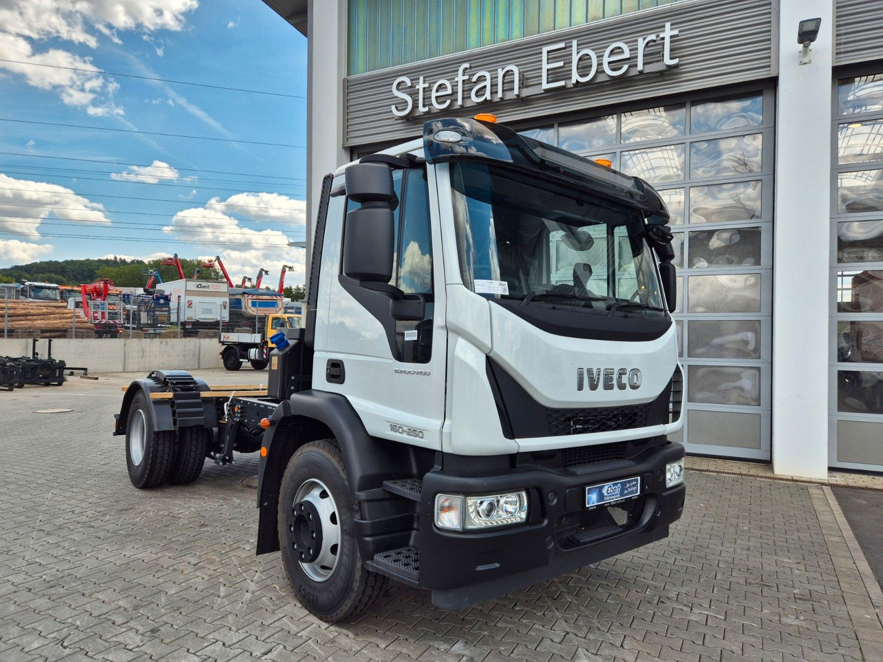 Iveco Eurocargo ML160E25/P EVI_E 4x2 RHD Rechtslenker - Vozilo za pometanje: slika 4 Iveco Eurocargo ML160E25/P EVI_E 4x2 RHD Rechtslenker - Vozilo za pometanje: slika 4