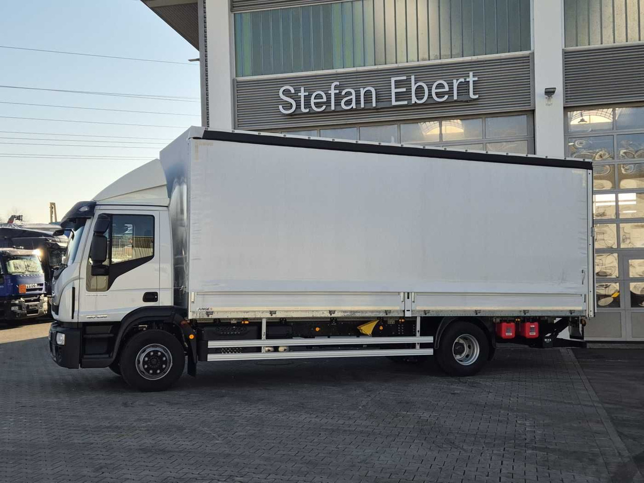 Iveco Eurocargo ML160E28/P LBW Bär Schiebeplane AHK - Tovornjak s ponjavo: slika 5 Iveco Eurocargo ML160E28/P LBW Bär Schiebeplane AHK - Tovornjak s ponjavo: slika 5