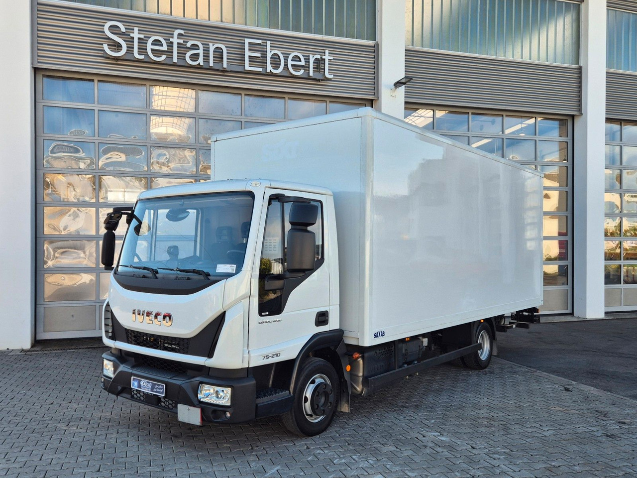 Iveco Eurocargo ML75E21/P LBW 3 Sitze Klima ACC 4 St. - Dostavno vozilo z zabojnikom: slika 1 Iveco Eurocargo ML75E21/P LBW 3 Sitze Klima ACC 4 St. - Dostavno vozilo z zabojnikom: slika 1