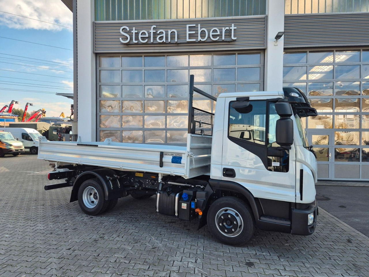 Iveco Eurocargo ML80E21 Meiller 2x AHK 3 Sitze Klima - Dostavno vozilo prekucnik: slika 4 Iveco Eurocargo ML80E21 Meiller 2x AHK 3 Sitze Klima - Dostavno vozilo prekucnik: slika 4