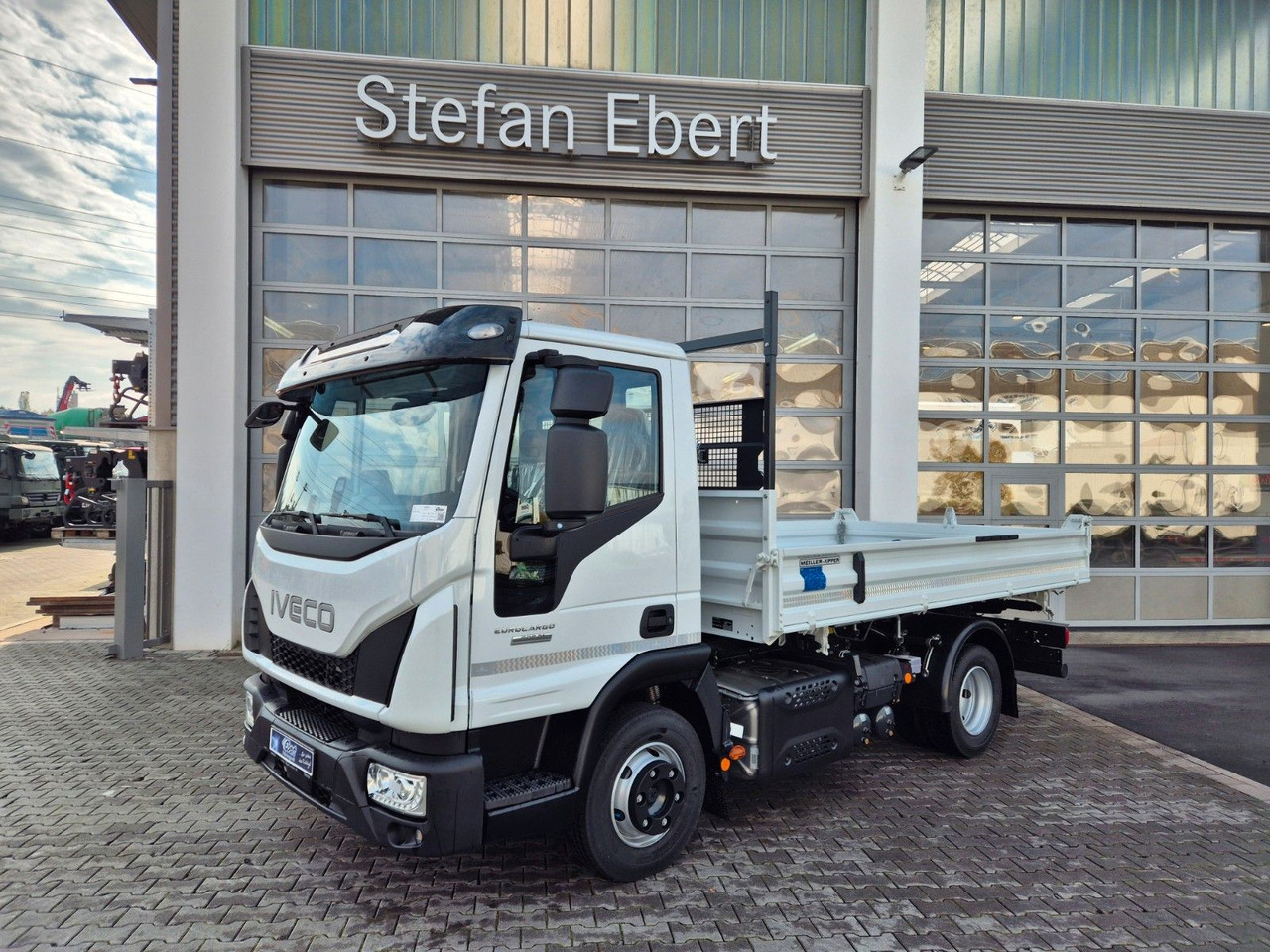 Iveco Eurocargo ML80E21 Meiller 2x AHK 3 Sitze Klima - Dostavno vozilo prekucnik: slika 4 Iveco Eurocargo ML80E21 Meiller 2x AHK 3 Sitze Klima - Dostavno vozilo prekucnik: slika 4