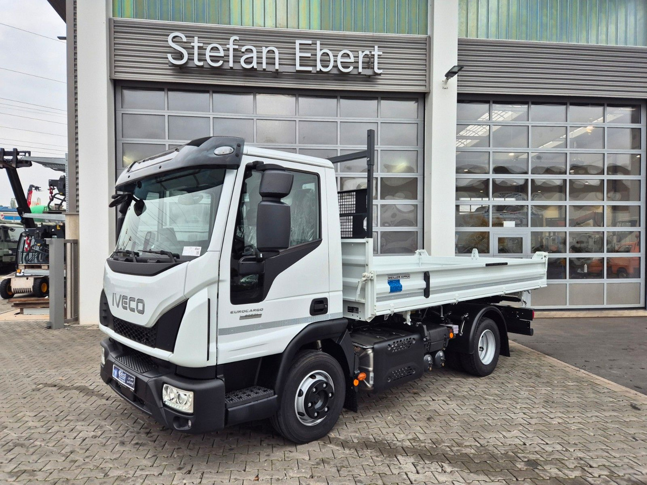 Iveco Eurocargo ML80E21 Meiller Kipper 2x AHK 3 Sitze - Dostavno vozilo prekucnik: slika 4 Iveco Eurocargo ML80E21 Meiller Kipper 2x AHK 3 Sitze - Dostavno vozilo prekucnik: slika 4