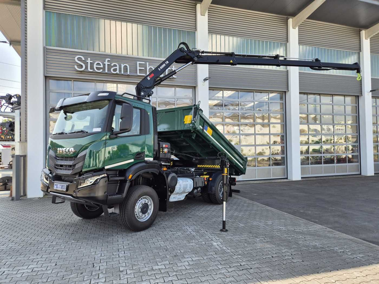 Iveco T-Way AD190T36W/P 4x4 HIAB X-HIDUO 118E-3 Funk - Tovornjak prekucnik, Tovornjak z dvigalom: slika 1 Iveco T-Way AD190T36W/P 4x4 HIAB X-HIDUO 118E-3 Funk - Tovornjak prekucnik, Tovornjak z dvigalom: slika 1