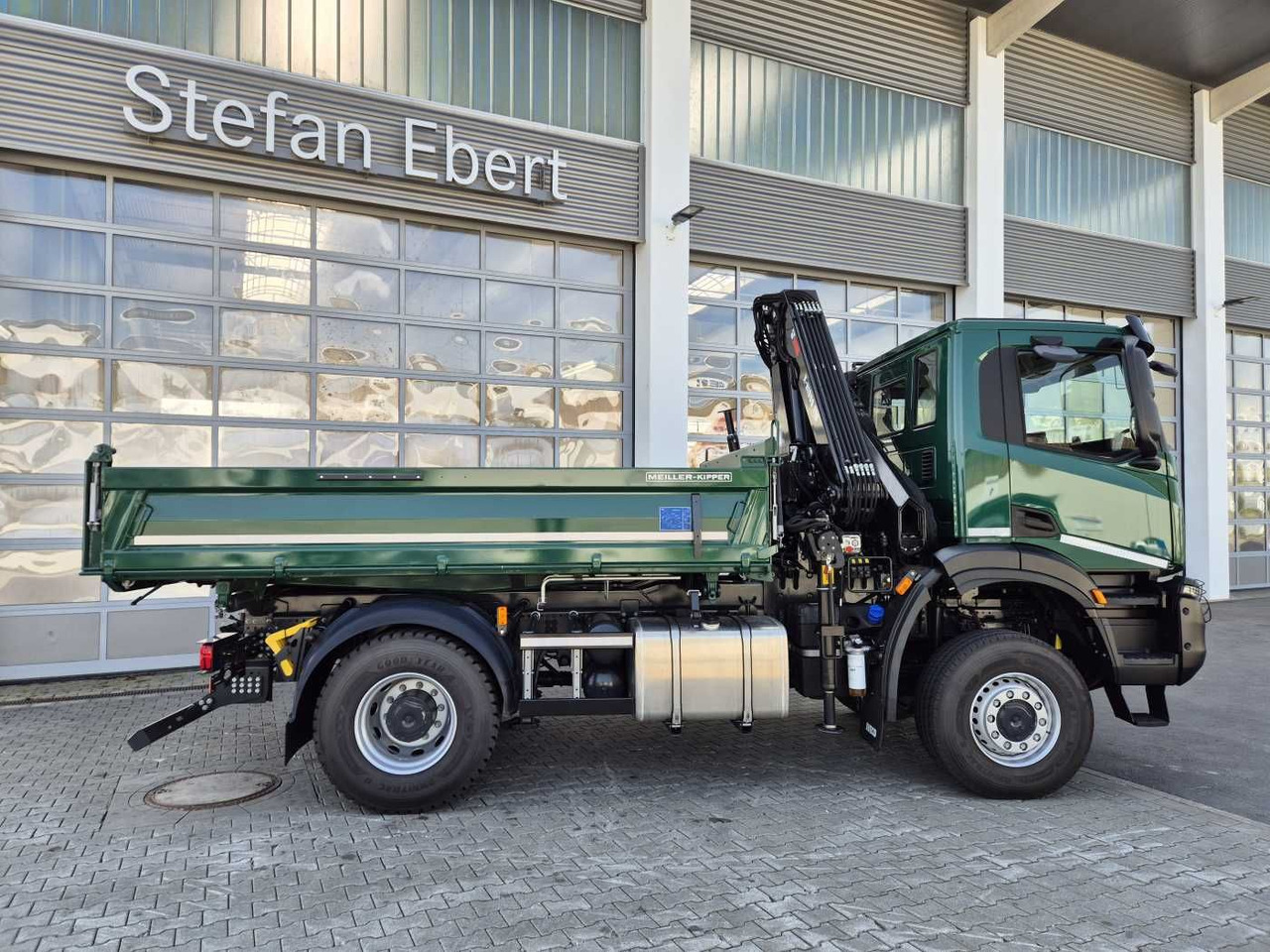 Iveco T-Way AD190T36W/P 4x4 HIAB X-HIDUO 118E-3 Funk - Tovornjak prekucnik, Tovornjak z dvigalom: slika 5 Iveco T-Way AD190T36W/P 4x4 HIAB X-HIDUO 118E-3 Funk - Tovornjak prekucnik, Tovornjak z dvigalom: slika 5
