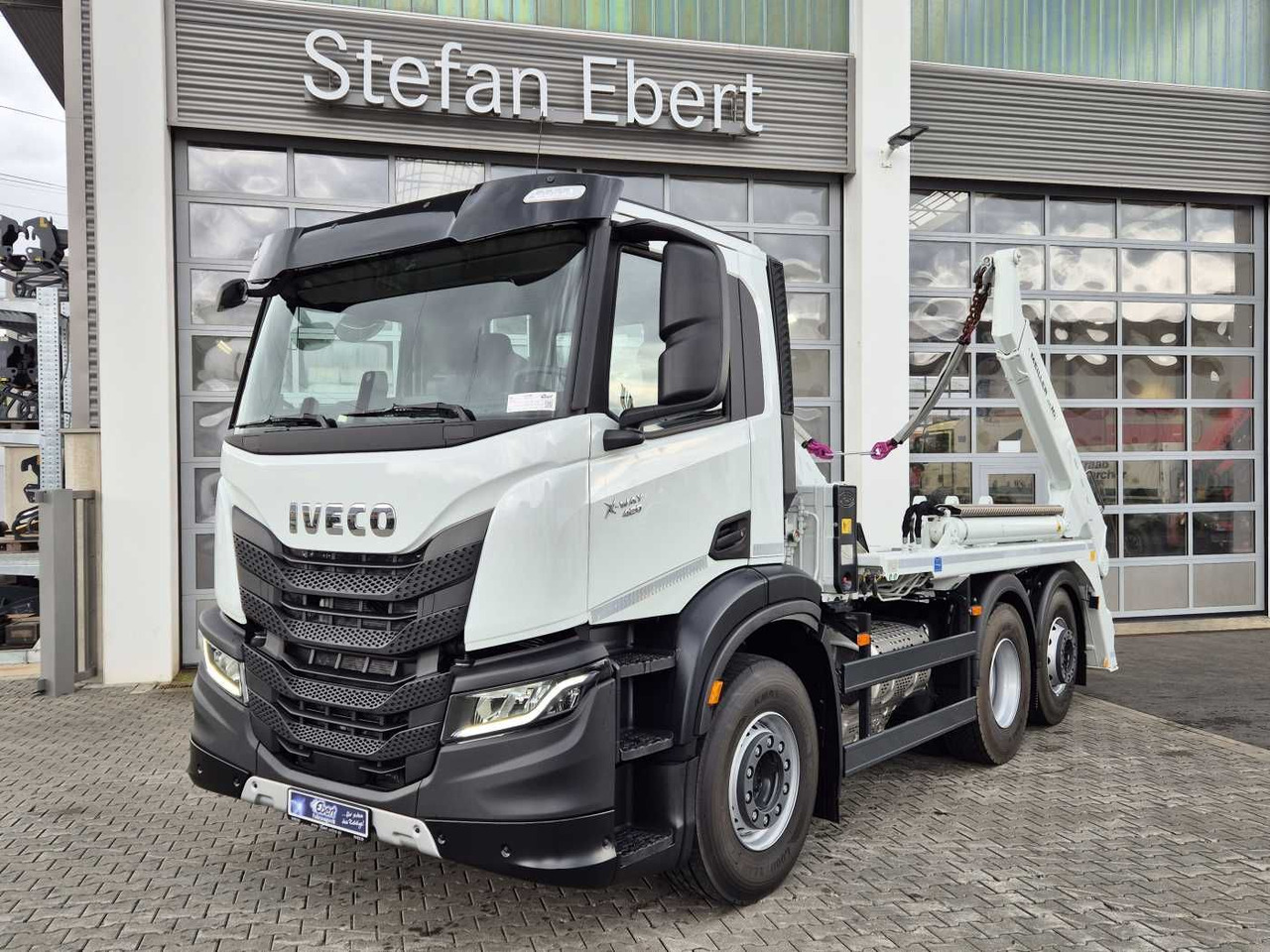 Iveco X-Way AD280X42Y/PS 6x2 Meiller 16. T Funk Lift - Tovornjak prekucnik: slika 2 Iveco X-Way AD280X42Y/PS 6x2 Meiller 16. T Funk Lift - Tovornjak prekucnik: slika 2