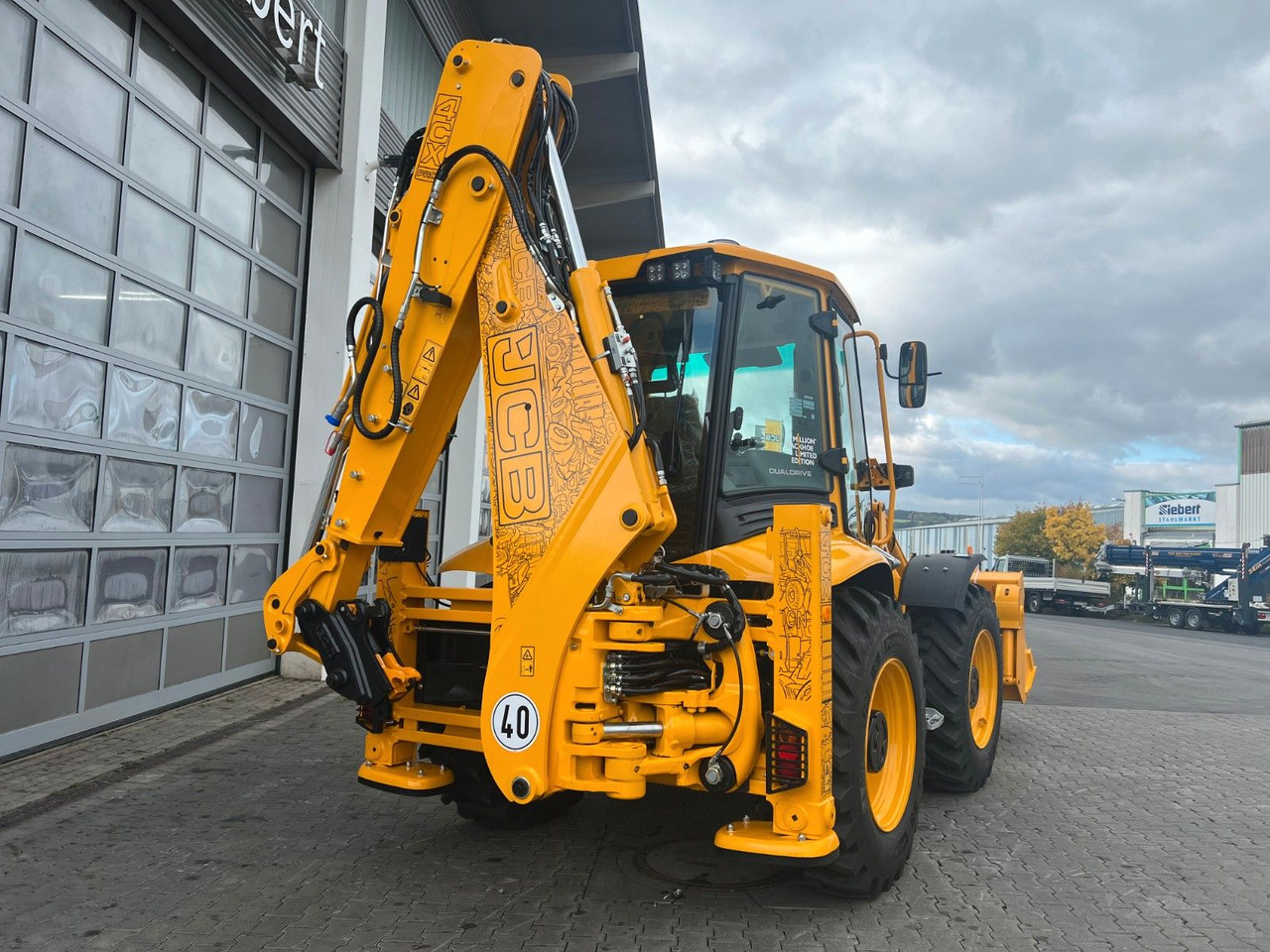 JCB 4CX / Klappschaufel / Dual Drive / Sonderedition - Bager nakladalec: slika 4 JCB 4CX / Klappschaufel / Dual Drive / Sonderedition - Bager nakladalec: slika 4