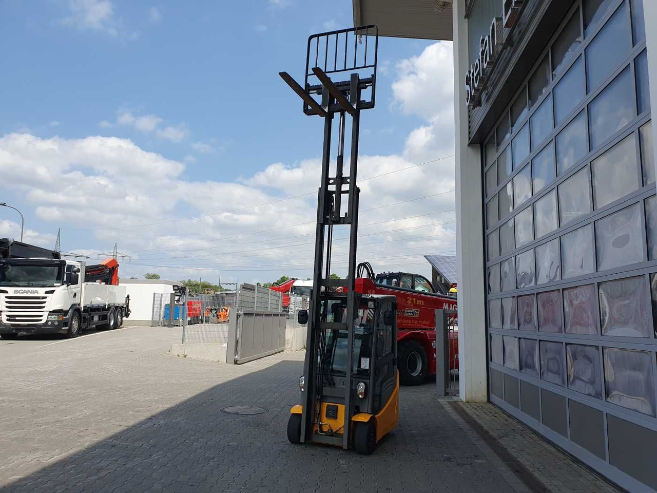Električni viličar Jungheinrich EFG 215 / Triplex: 4.25m! / SS / 4.166h / 2024: slika 10