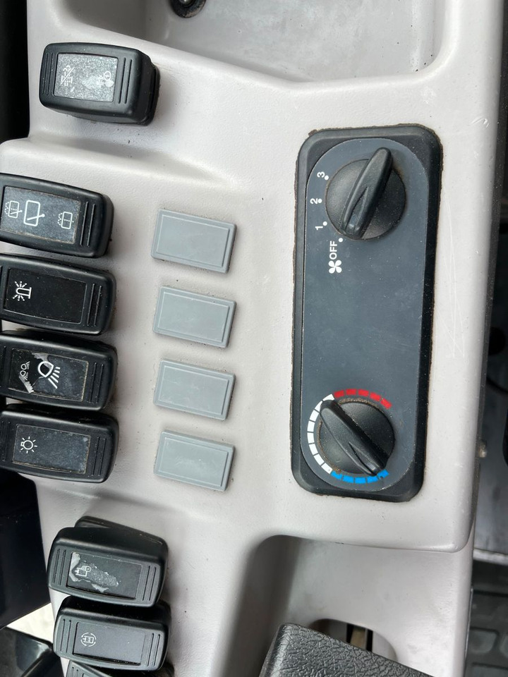 Kolesni nakladalec Kubota R070 / Gabel & Schaufel / nur 1.869h!: slika 15 Kolesni nakladalec Kubota R070 / Gabel & Schaufel / nur 1.869h!: slika 15