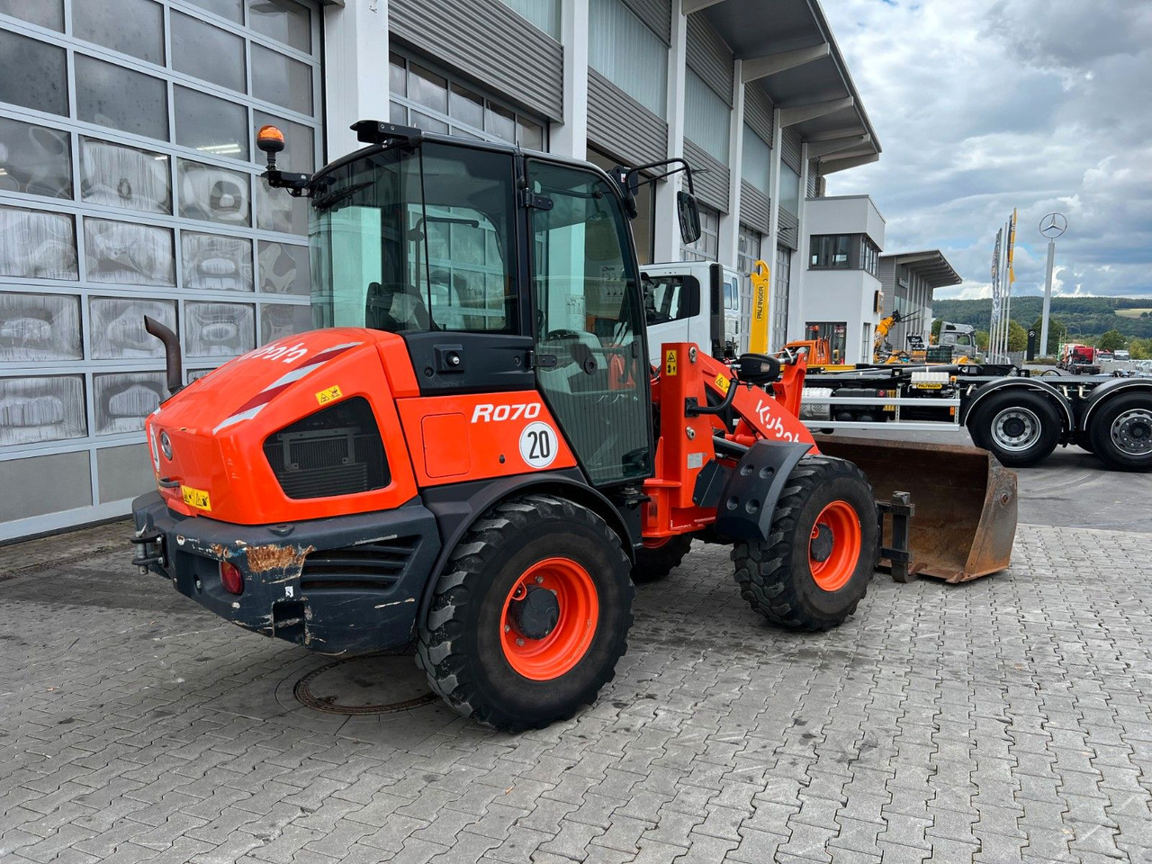 Kubota R070 / Gabel & Schaufel / nur 1.869h! - Kolesni nakladalec: slika 3 Kubota R070 / Gabel & Schaufel / nur 1.869h! - Kolesni nakladalec: slika 3