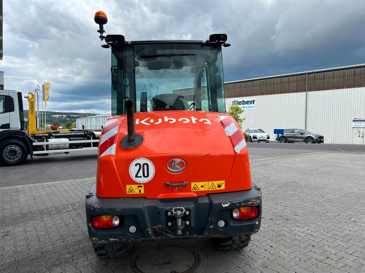 Kubota R070 / Gabel & Schaufel / nur 1.869h! - Kolesni nakladalec: slika 5 Kubota R070 / Gabel & Schaufel / nur 1.869h! - Kolesni nakladalec: slika 5