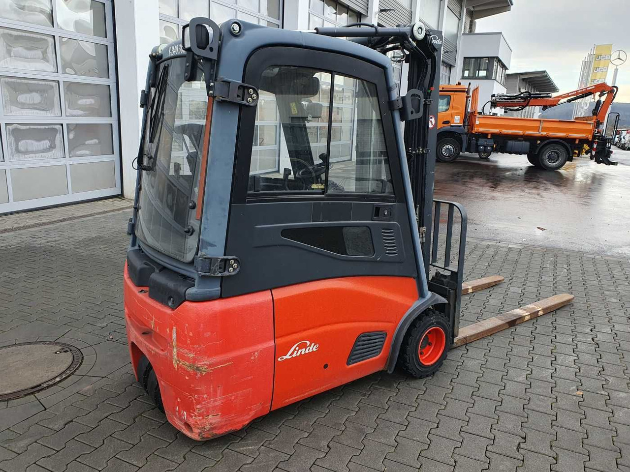 Linde E18 - 01 / Triplex: 4.50m! / SS / nur 5.672h! - Električni viličar: slika 4 Linde E18 - 01 / Triplex: 4.50m! / SS / nur 5.672h! - Električni viličar: slika 4