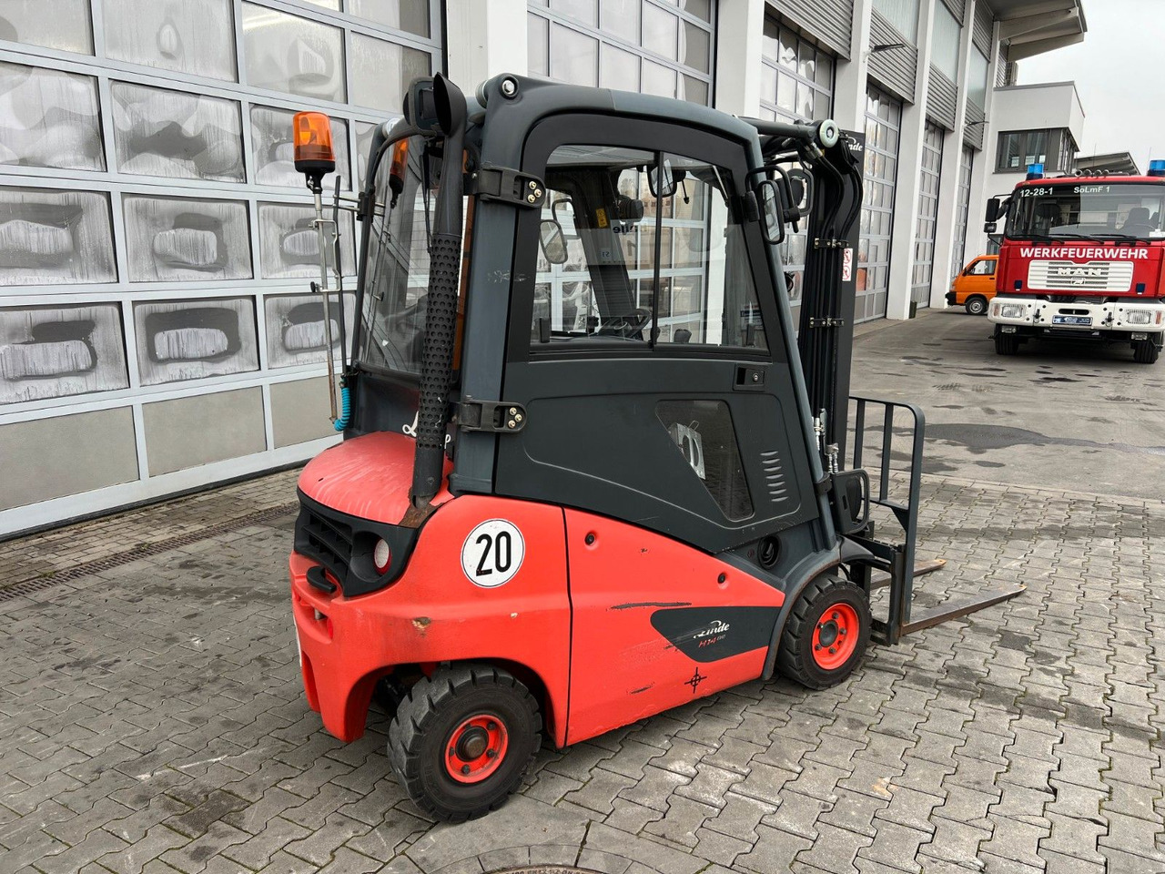 Linde H14D-01 / Triplex: 4.60m! / SS / nur 1.672h! - Diesel viličar: slika 3 Linde H14D-01 / Triplex: 4.60m! / SS / nur 1.672h! - Diesel viličar: slika 3