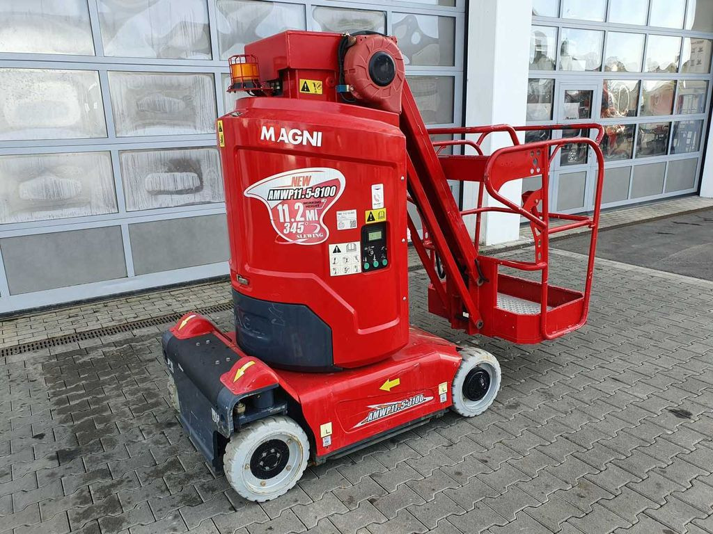 Magni AMWP 11.5-8100 / MJP11.5AC / 11,2m / 179h! Magni AMWP 11.5-8100 / MJP11.5AC / 11,2m / 179h! - Vertikalni dvižni teleskop: slika 5 Magni AMWP 11.5-8100 / MJP11.5AC / 11,2m / 179h! Magni AMWP 11.5-8100 / MJP11.5AC / 11,2m / 179h! - Vertikalni dvižni teleskop: slika 5