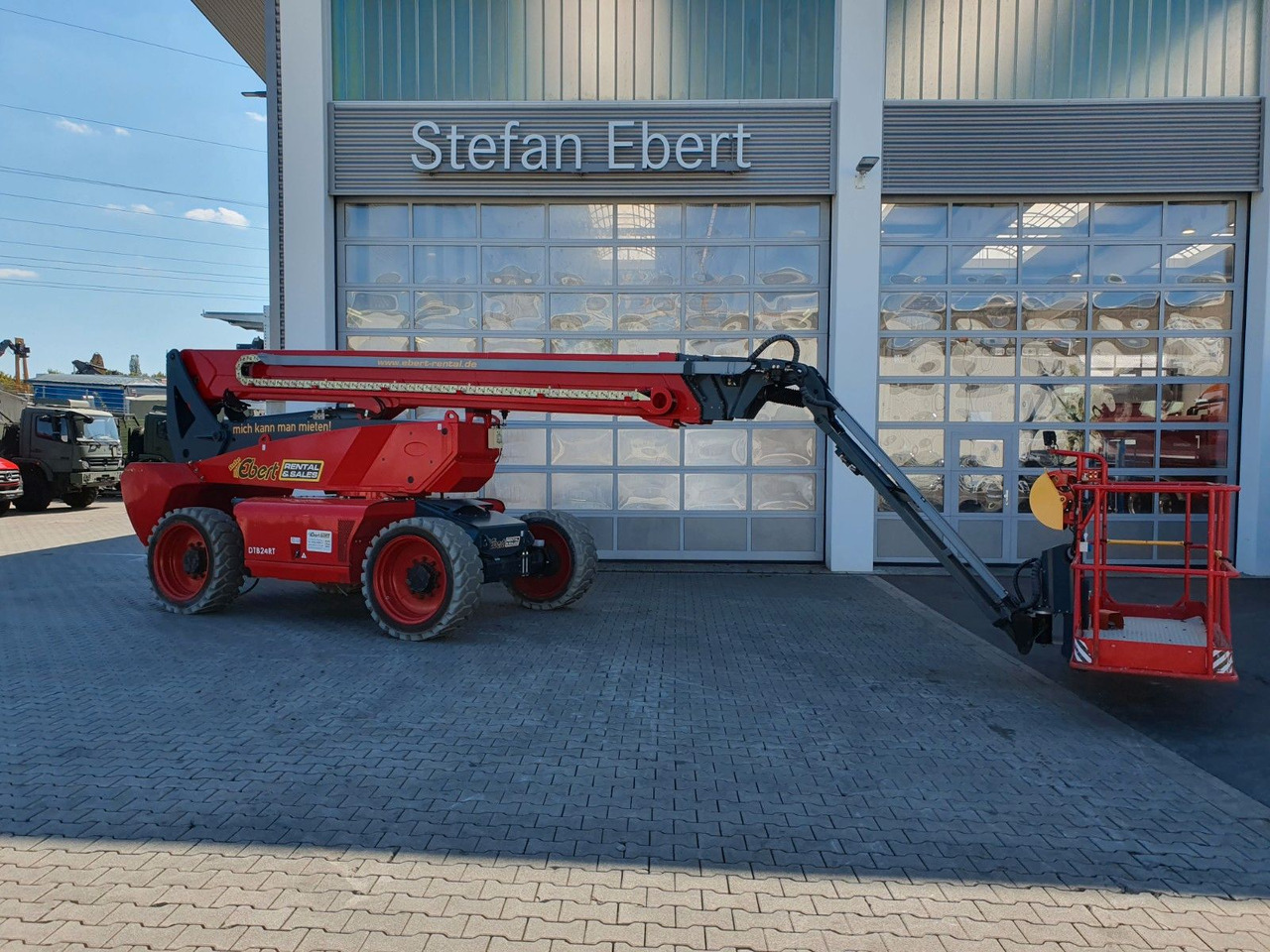 Magni DTB 24 RT 4x4 / 24,8m / 454kg / nur 1.250h - Dvižna ploščad montirana na tovornjak: slika 1 Magni DTB 24 RT 4x4 / 24,8m / 454kg / nur 1.250h - Dvižna ploščad montirana na tovornjak: slika 1