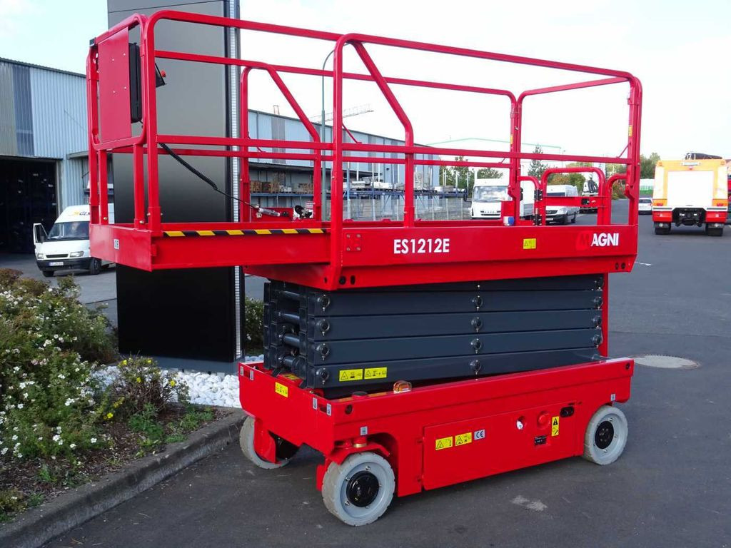 Magni ES1212E Scherenbühne // 12m Arbeitshöhe Magni ES1212E Scherenbühne // 12m Arbeitshöhe - Škarjasta dvižna ploščad: slika 2 Magni ES1212E Scherenbühne // 12m Arbeitshöhe Magni ES1212E Scherenbühne // 12m Arbeitshöhe - Škarjasta dvižna ploščad: slika 2