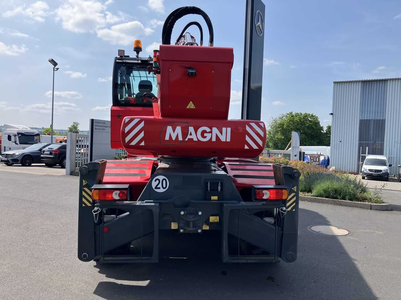 Magni RTH 4.18 Smart Roto / Funk / nur 1.630h - Teleskopski viličar: slika 4 Magni RTH 4.18 Smart Roto / Funk / nur 1.630h - Teleskopski viličar: slika 4