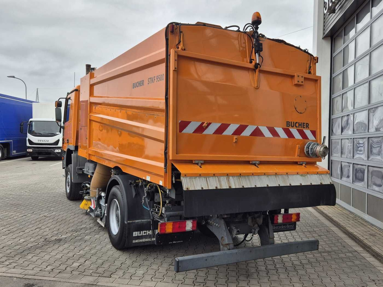 Mercedes-Benz Actros 2032 A 4x4 Bucher STKF 9500 Airport 30x lizing Mercedes-Benz Actros 2032 A 4x4 Bucher STKF 9500 Airport 30x: slika 7