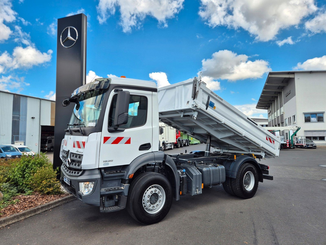 Mercedes-Benz Arocs 1935 K 4x2 Meiller AHK Navi PPC Klima - Tovornjak prekucnik: slika 1 Mercedes-Benz Arocs 1935 K 4x2 Meiller AHK Navi PPC Klima - Tovornjak prekucnik: slika 1