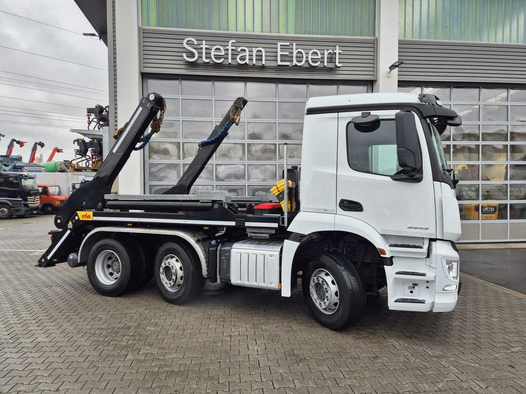 Mercedes-Benz Arocs 2543 L 6x2/4 Hiab TS 2018 TAZ Funk - Komunalni tovornjak: slika 4 Mercedes-Benz Arocs 2543 L 6x2/4 Hiab TS 2018 TAZ Funk - Komunalni tovornjak: slika 4