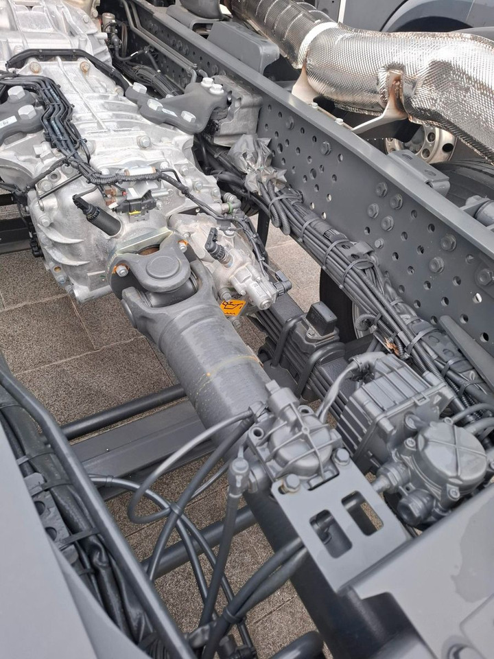 Mercedes-Benz Arocs 4153 8x4 Fahrgestell - Tovornjak-šasija: slika 5 Mercedes-Benz Arocs 4153 8x4 Fahrgestell - Tovornjak-šasija: slika 5