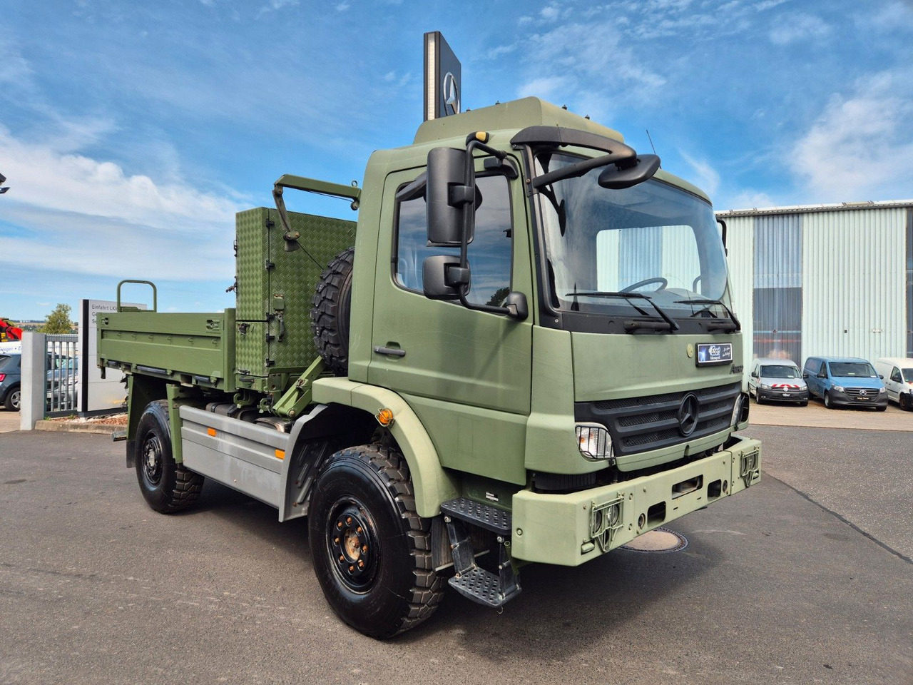 Mercedes-Benz Atego 1018 A 4x4 Pritsche Singlebereift 7 Stück - Tovornjak s kesonom: slika 5 Mercedes-Benz Atego 1018 A 4x4 Pritsche Singlebereift 7 Stück - Tovornjak s kesonom: slika 5