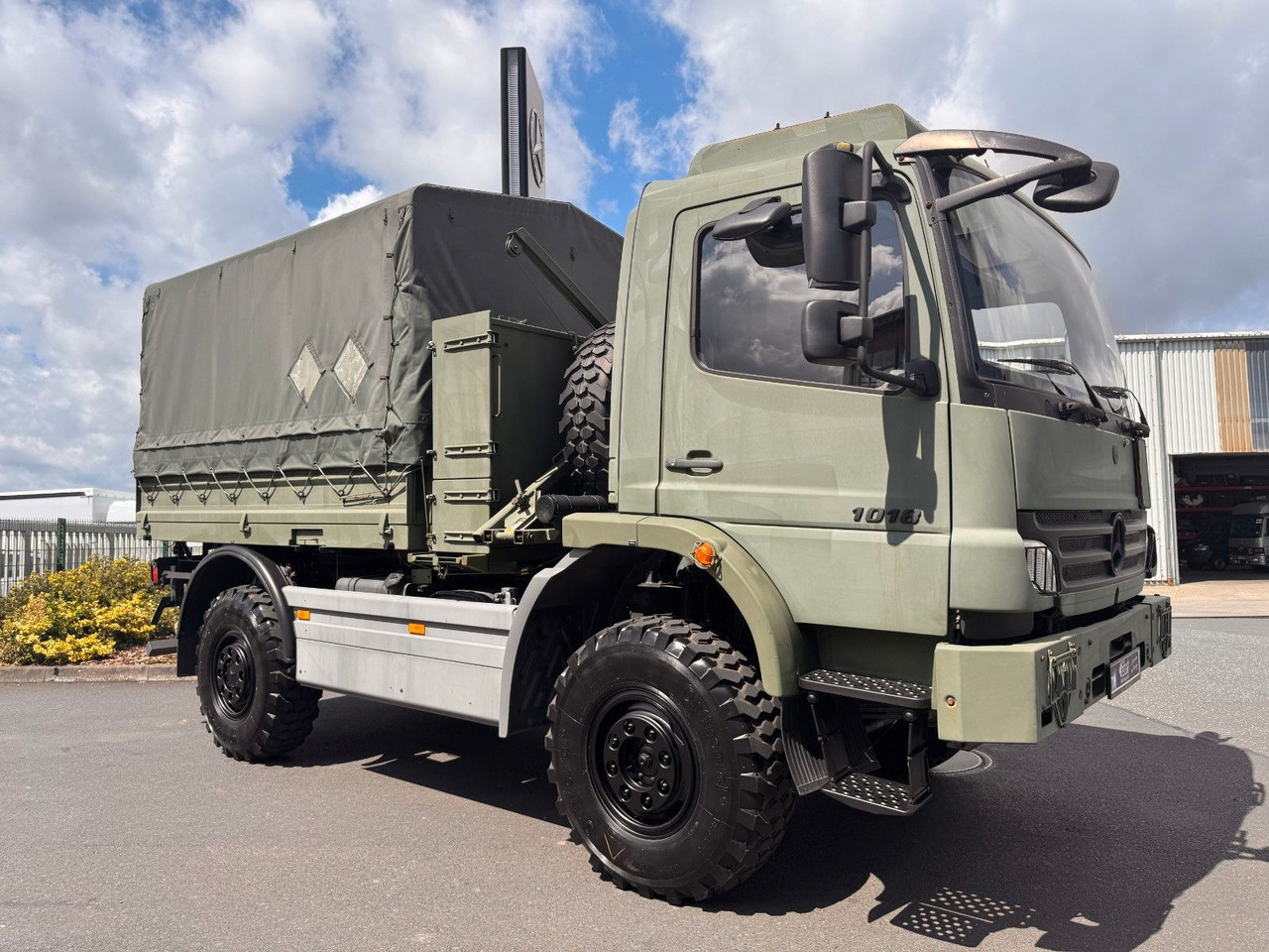 Mercedes-Benz Atego 1018 A 4x4 Singlebereifung 7 Stück vorh. - Tovornjak s kesonom: slika 3 Mercedes-Benz Atego 1018 A 4x4 Singlebereifung 7 Stück vorh. - Tovornjak s kesonom: slika 3