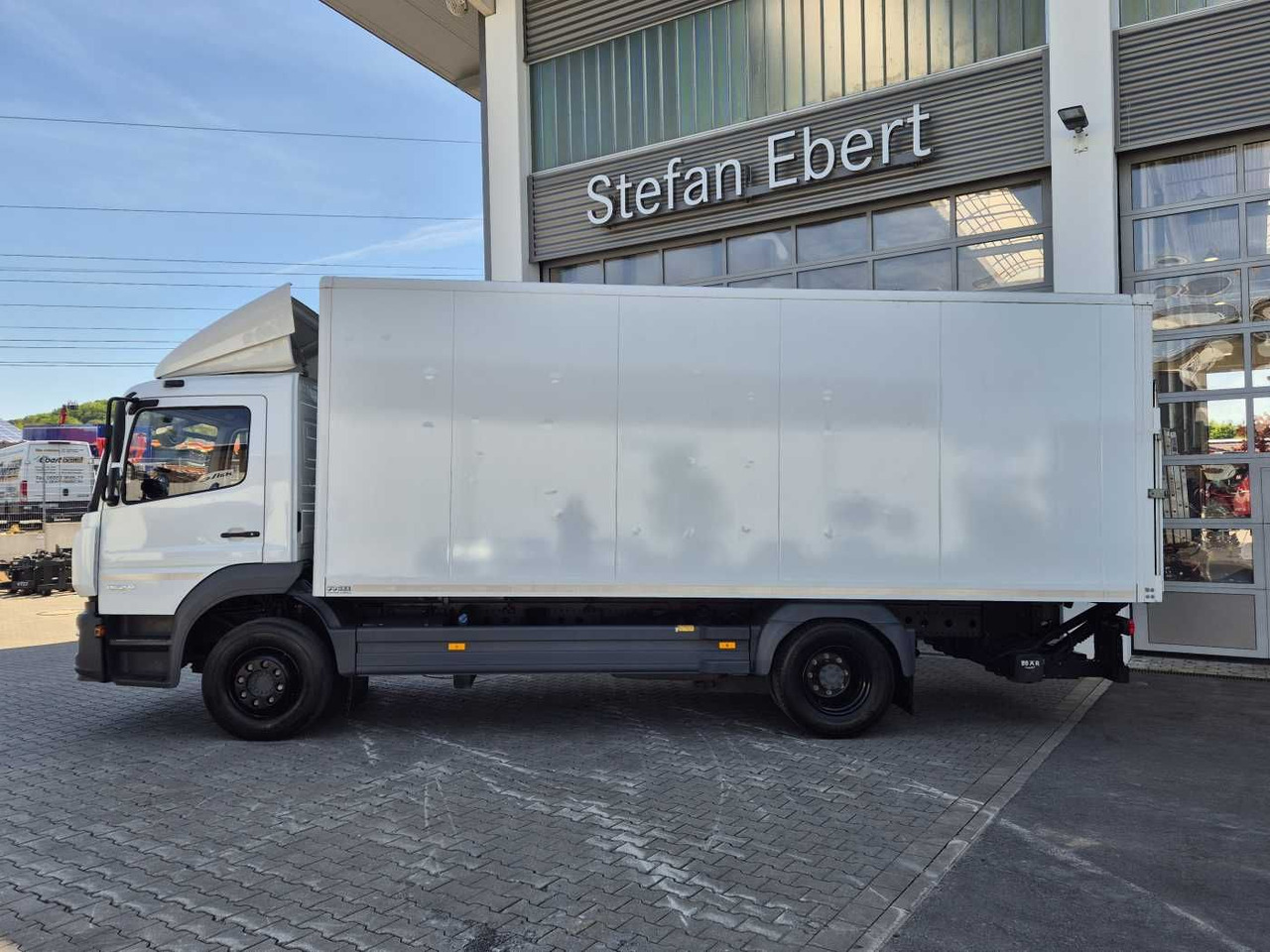 Mercedes-Benz Atego 1524 L Klima Standheizung LBW 1.500kg - Tovornjak zabojnik: slika 5 Mercedes-Benz Atego 1524 L Klima Standheizung LBW 1.500kg - Tovornjak zabojnik: slika 5