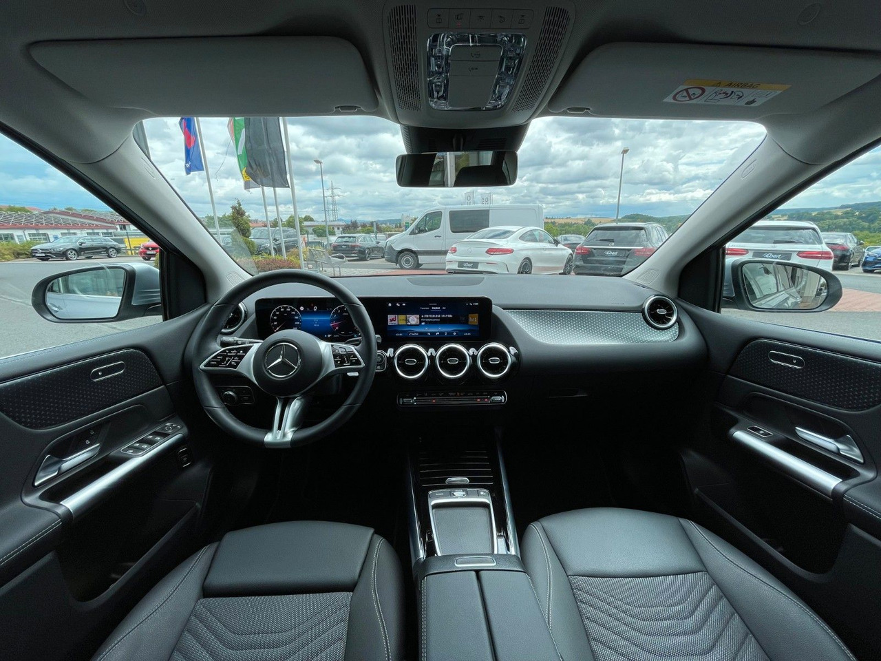 Mercedes-Benz B 200 Progressive Multibeam+360°+TOTW+Carplay lizing Mercedes-Benz B 200 Progressive Multibeam+360°+TOTW+Carplay: slika 14