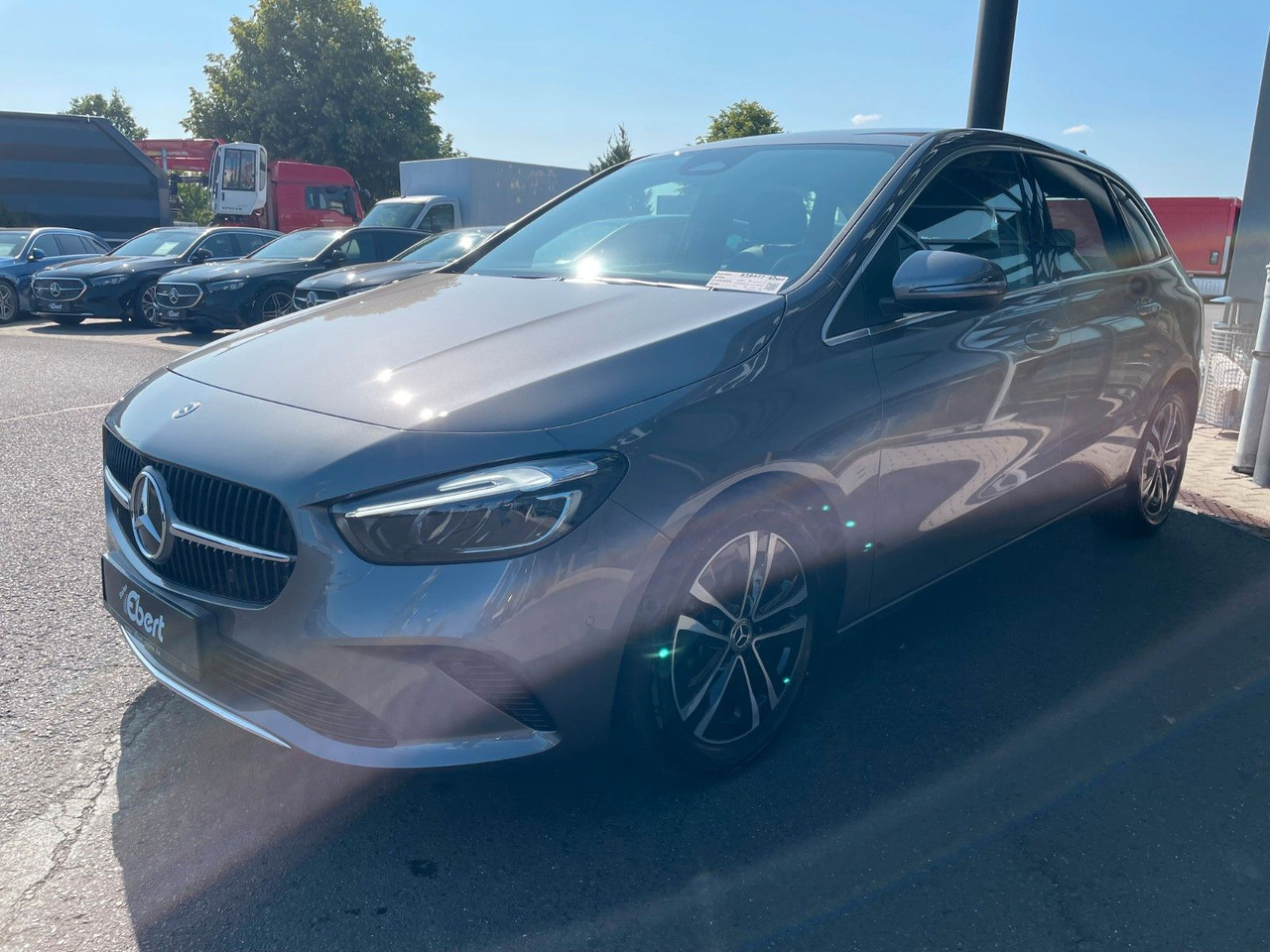 Mercedes-Benz B 200 d Progressive R-Kamera+Carplay+El.Heckklap - Karavan: slika 2 Mercedes-Benz B 200 d Progressive R-Kamera+Carplay+El.Heckklap - Karavan: slika 2