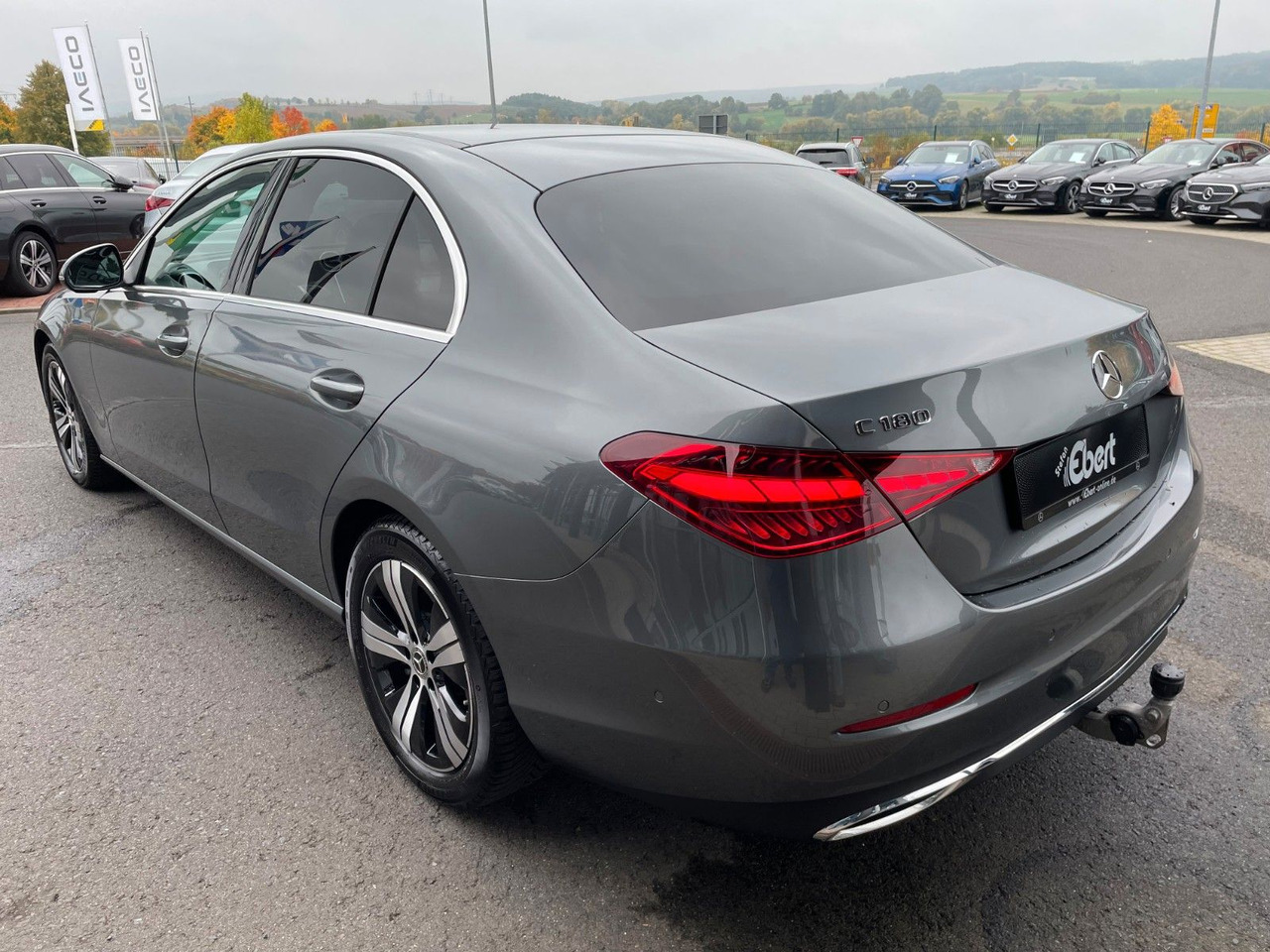 Mercedes-Benz C 180 AVANTGARDE R-Kamera+AHK+TOTW+Ambiente - Limuzina: slika 3 Mercedes-Benz C 180 AVANTGARDE R-Kamera+AHK+TOTW+Ambiente - Limuzina: slika 3