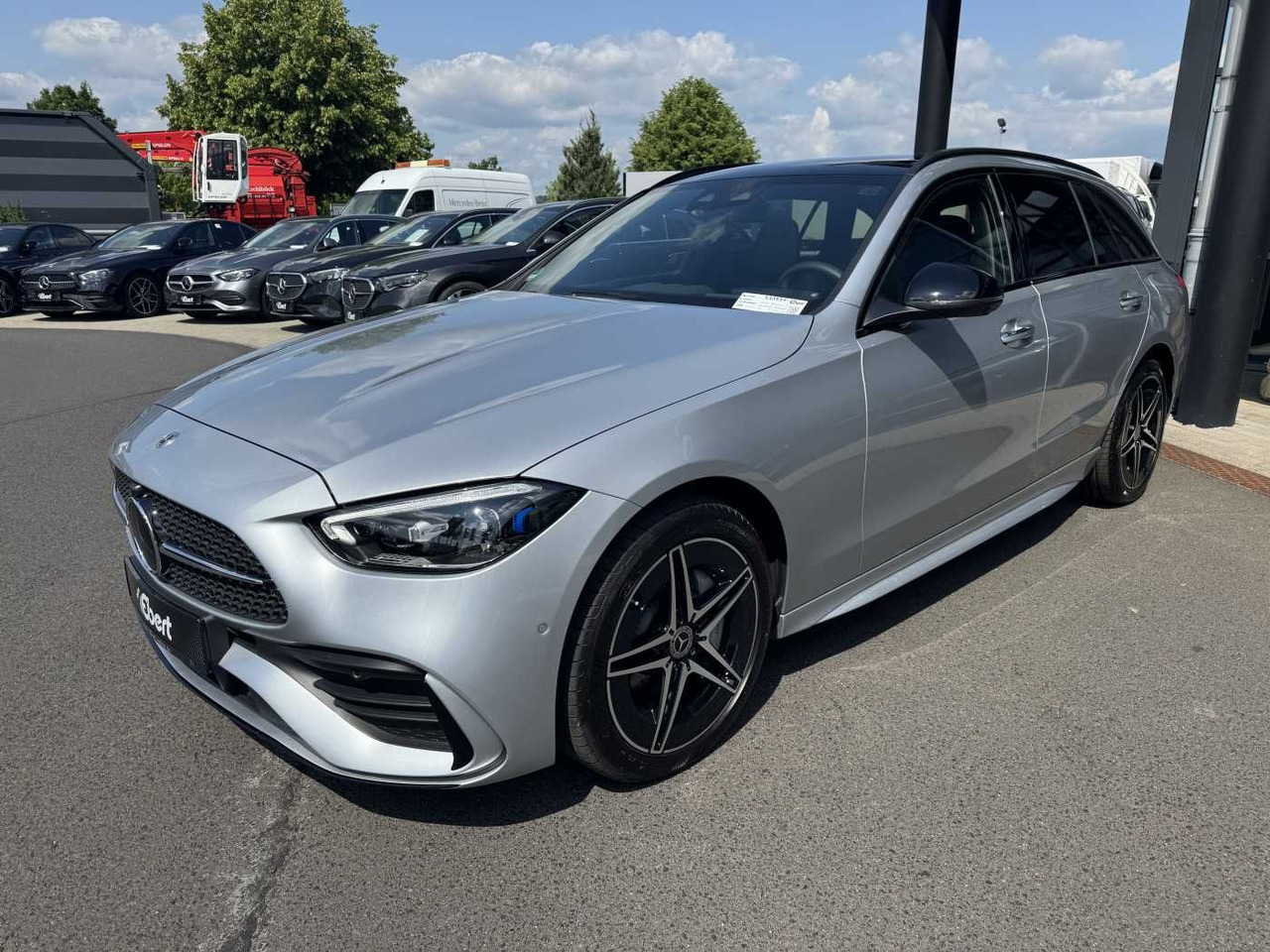 Mercedes-Benz C 300de AMG+Pano+Burm+HUD+360+Digital+VOLL - Avtomobil: slika 2 Mercedes-Benz C 300de AMG+Pano+Burm+HUD+360+Digital+VOLL - Avtomobil: slika 2