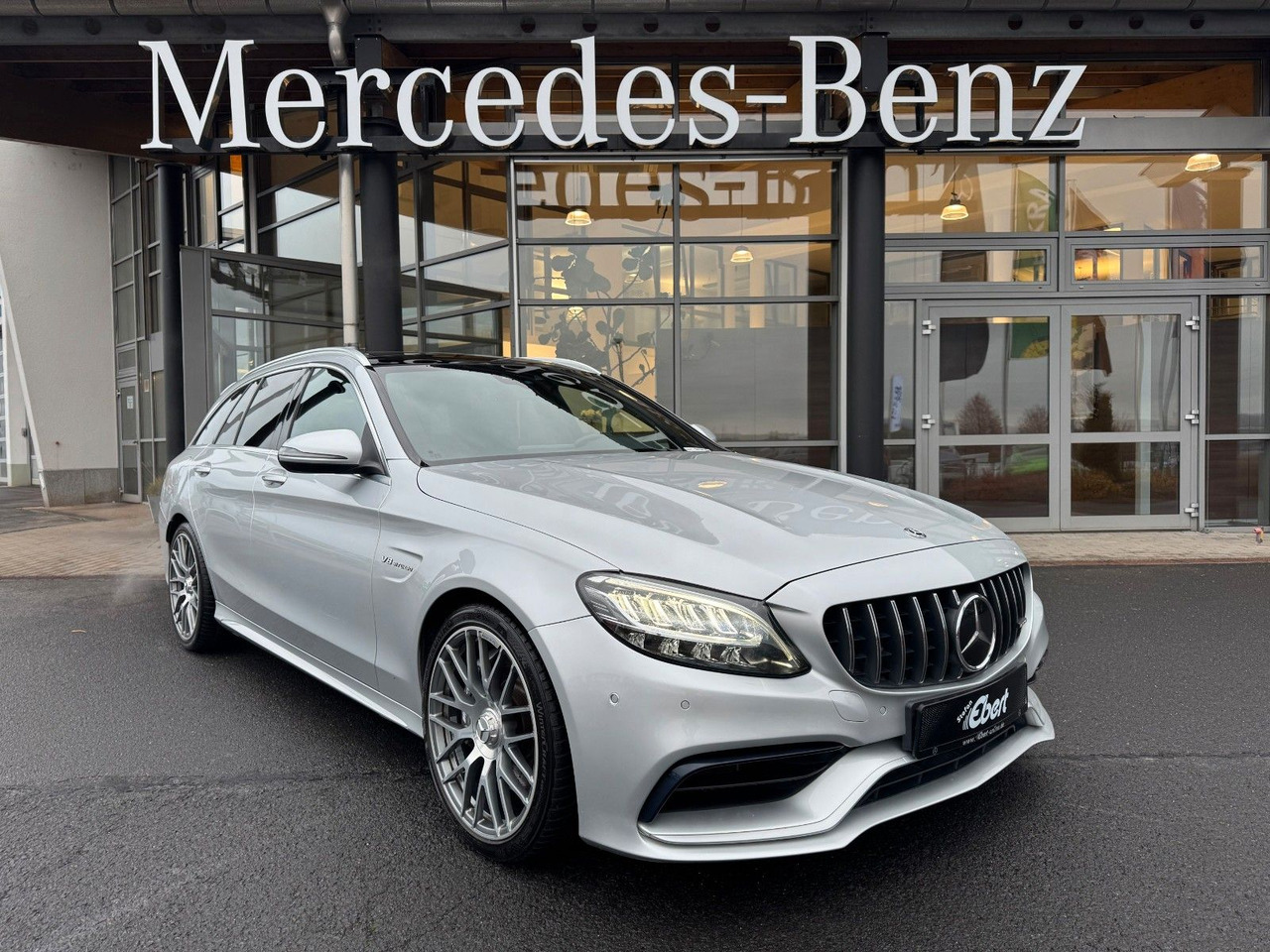 Mercedes-Benz C 63 AMG T Pano+Burmester+Distr+Memory+RFK - Karavan: slika 2 Mercedes-Benz C 63 AMG T Pano+Burmester+Distr+Memory+RFK - Karavan: slika 2