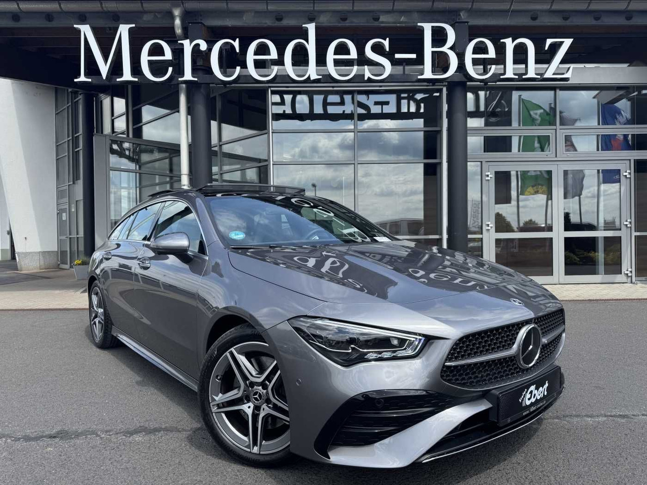 Mercedes-Benz CLA 200 AMG+Pano+MultiBeam+DistrPro+HUD+360 - Avtomobil: slika 1 Mercedes-Benz CLA 200 AMG+Pano+MultiBeam+DistrPro+HUD+360 - Avtomobil: slika 1