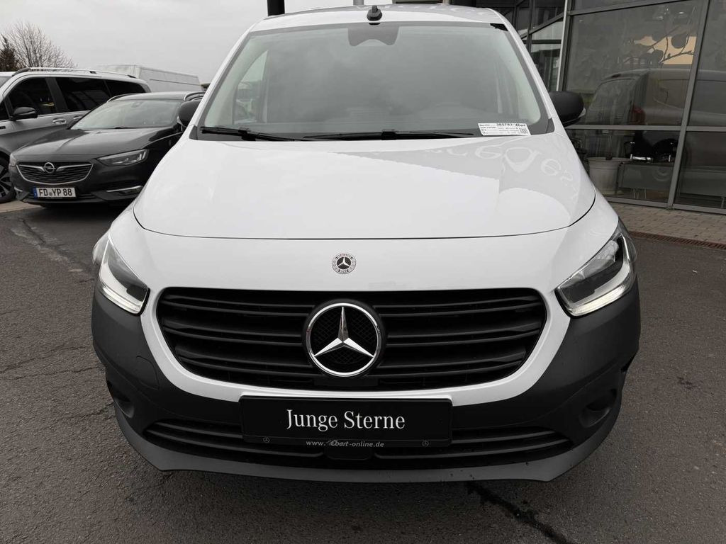 Mercedes-Benz Citan 110 CDI Klima Kamera MBUX SHZ Tempomat AHK - Furgon: slika 2 Mercedes-Benz Citan 110 CDI Klima Kamera MBUX SHZ Tempomat AHK - Furgon: slika 2