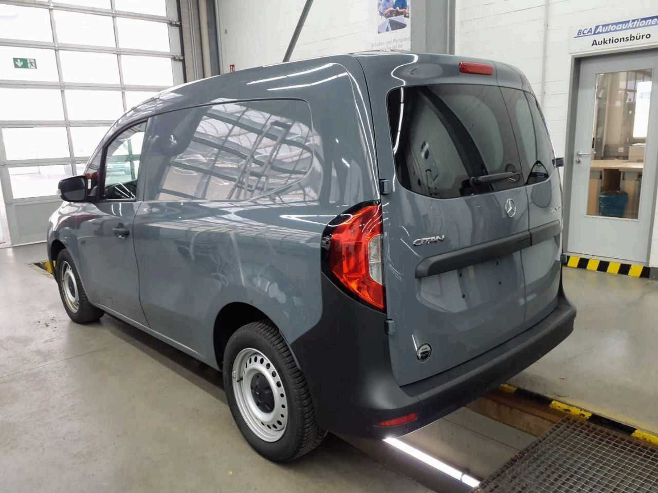 Mercedes-Benz Citan 110 CDI Klima Kamera MBUX Tempomat - Mali kombi: slika 3 Mercedes-Benz Citan 110 CDI Klima Kamera MBUX Tempomat - Mali kombi: slika 3