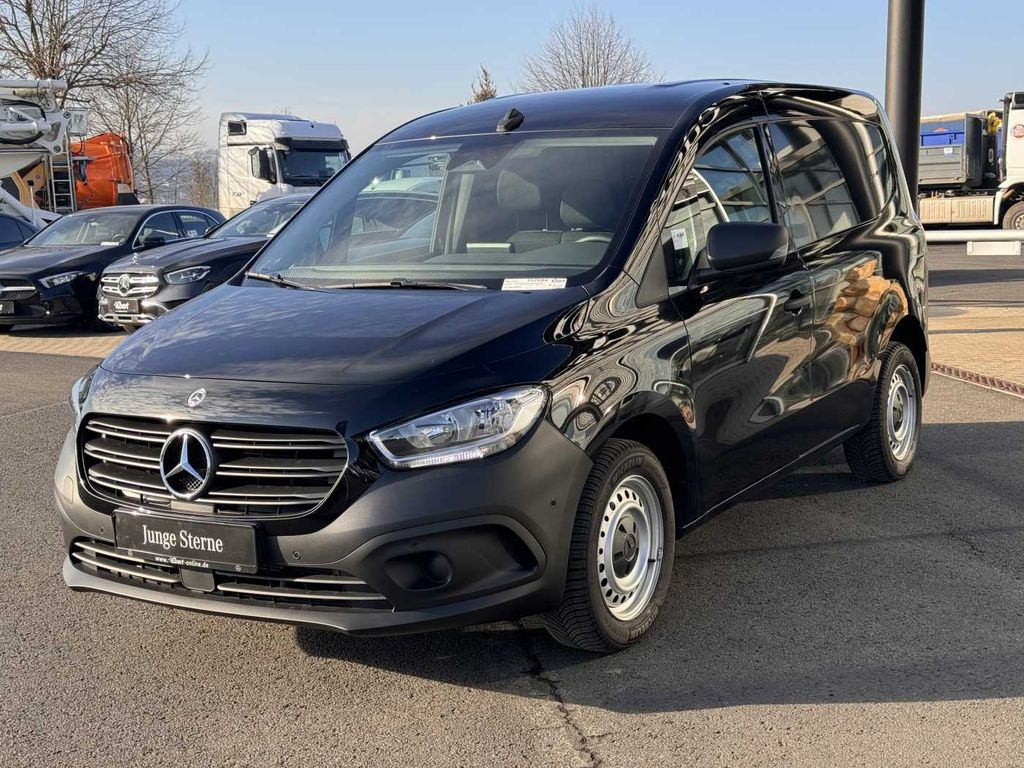 Mercedes-Benz Citan 110 CDI Klima MBUX Kamera 3 Sitze Mercedes-Benz Citan 110 CDI Klima MBUX Kamera 3 Sitze - Mali kombi: slika 3 Mercedes-Benz Citan 110 CDI Klima MBUX Kamera 3 Sitze Mercedes-Benz Citan 110 CDI Klima MBUX Kamera 3 Sitze - Mali kombi: slika 3
