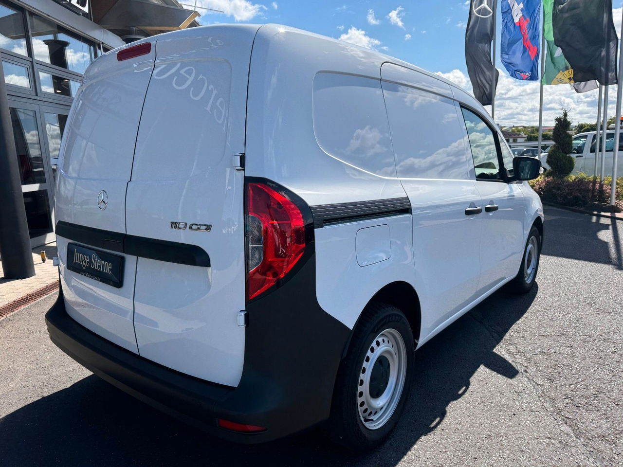 Mercedes-Benz Citan 110 CDI Klima Navi Tempomat - Furgon: slika 4 Mercedes-Benz Citan 110 CDI Klima Navi Tempomat - Furgon: slika 4