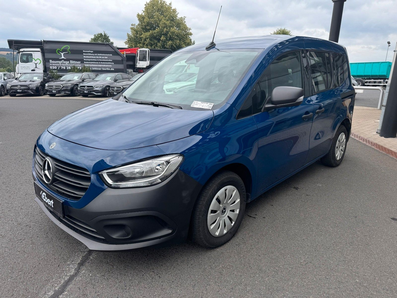 Mercedes-Benz Citan 113 Tourer Klimaautomatik AK Kamera MBUX - Potniški kombi: slika 3 Mercedes-Benz Citan 113 Tourer Klimaautomatik AK Kamera MBUX - Potniški kombi: slika 3