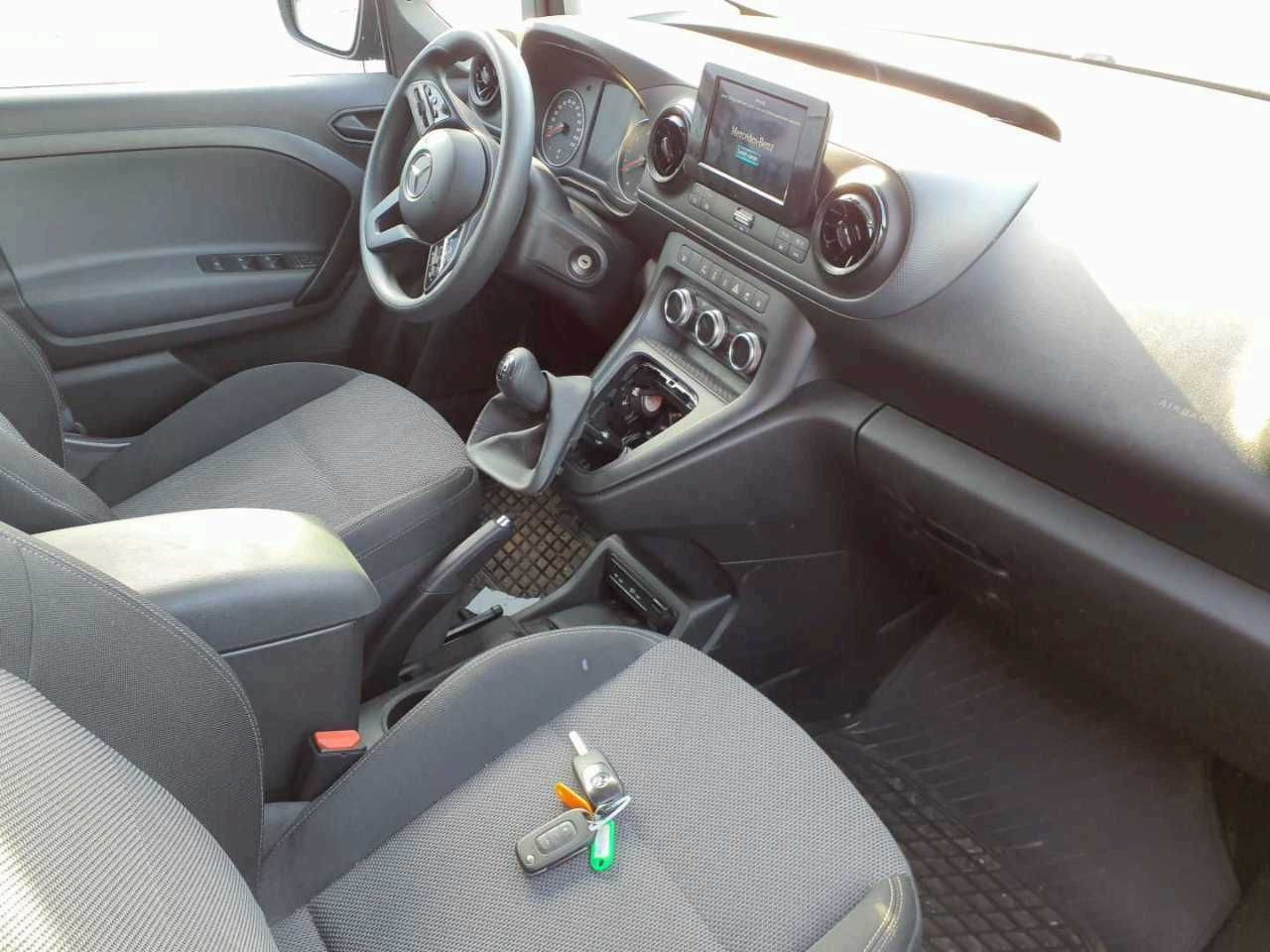 Mercedes-Benz Citan 113 Tourer Klimaautomatik AK Kamera MBUX lizing Mercedes-Benz Citan 113 Tourer Klimaautomatik AK Kamera MBUX: slika 10