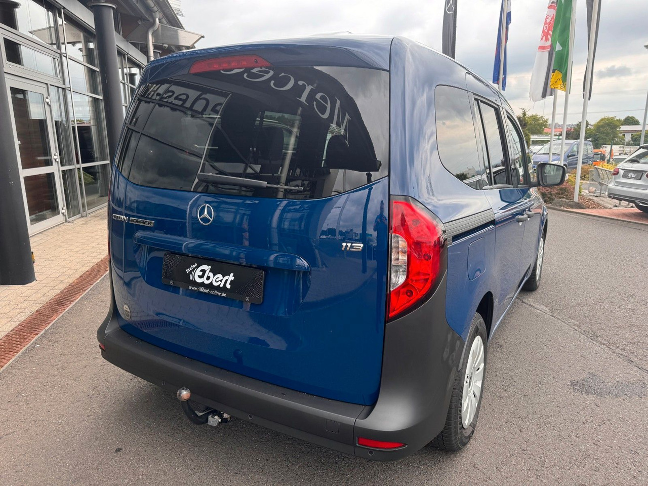 Mercedes-Benz Citan 113 Tourer Klimaautomatik AK Kamera MBUX - Potniški kombi: slika 4 Mercedes-Benz Citan 113 Tourer Klimaautomatik AK Kamera MBUX - Potniški kombi: slika 4