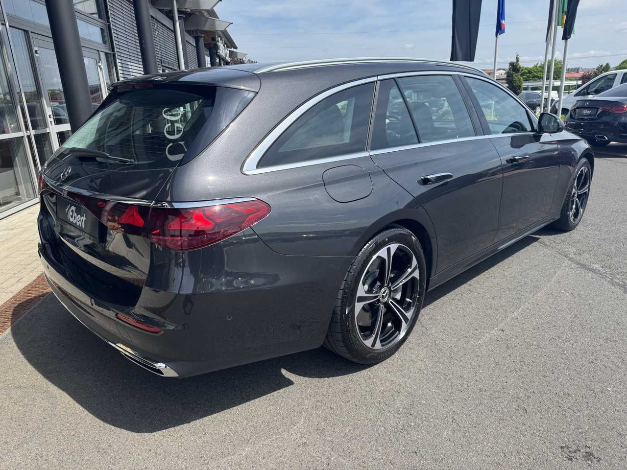 Mercedes-Benz E 300de T AHK+Burm4D+Distr+Memory+360 - Avtomobil: slika 4 Mercedes-Benz E 300de T AHK+Burm4D+Distr+Memory+360 - Avtomobil: slika 4