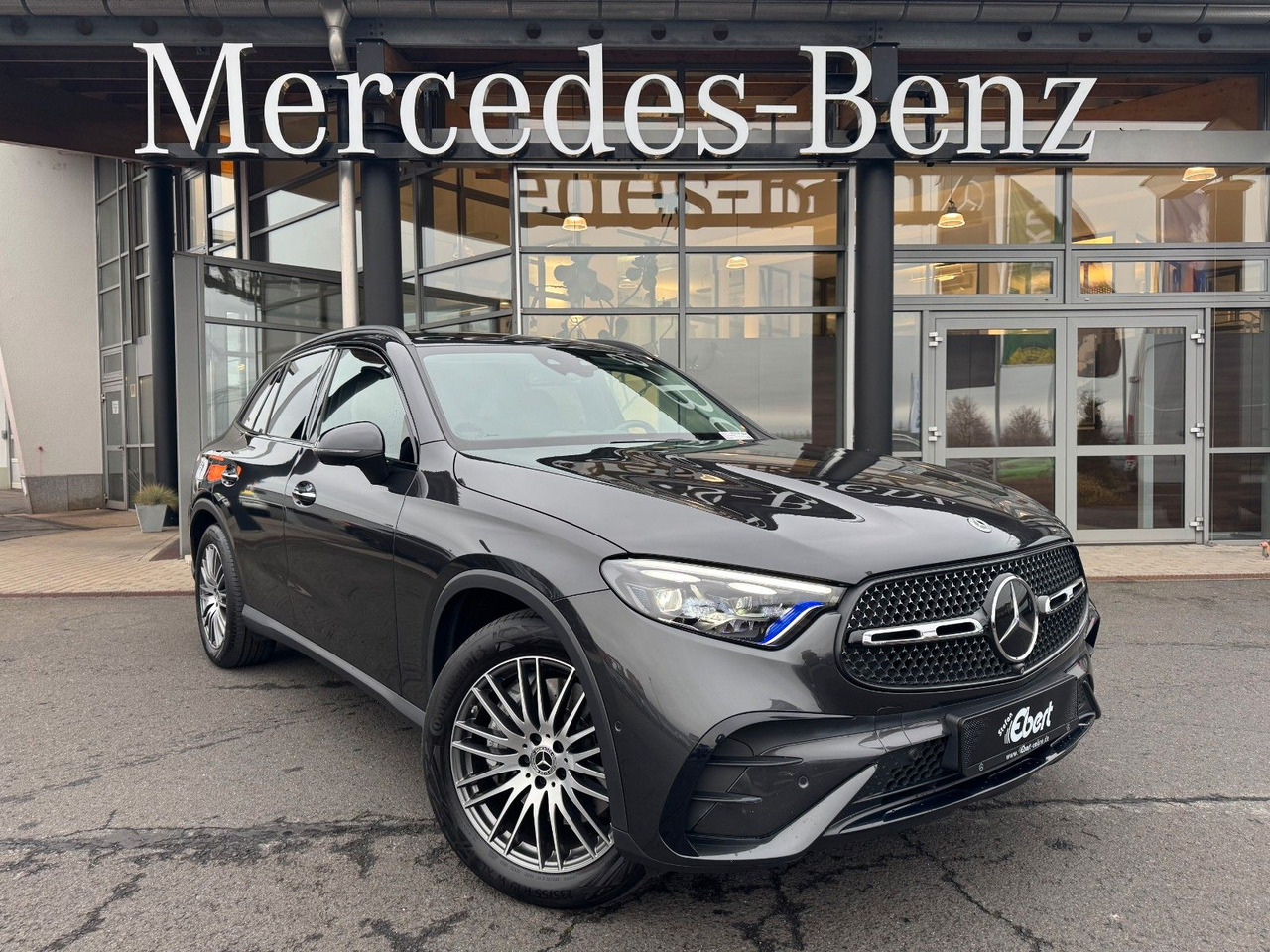 Mercedes-Benz GLC 220d 4M AMG+AHK+Burm+STH+360+Night - SUV: slika 1 Mercedes-Benz GLC 220d 4M AMG+AHK+Burm+STH+360+Night - SUV: slika 1