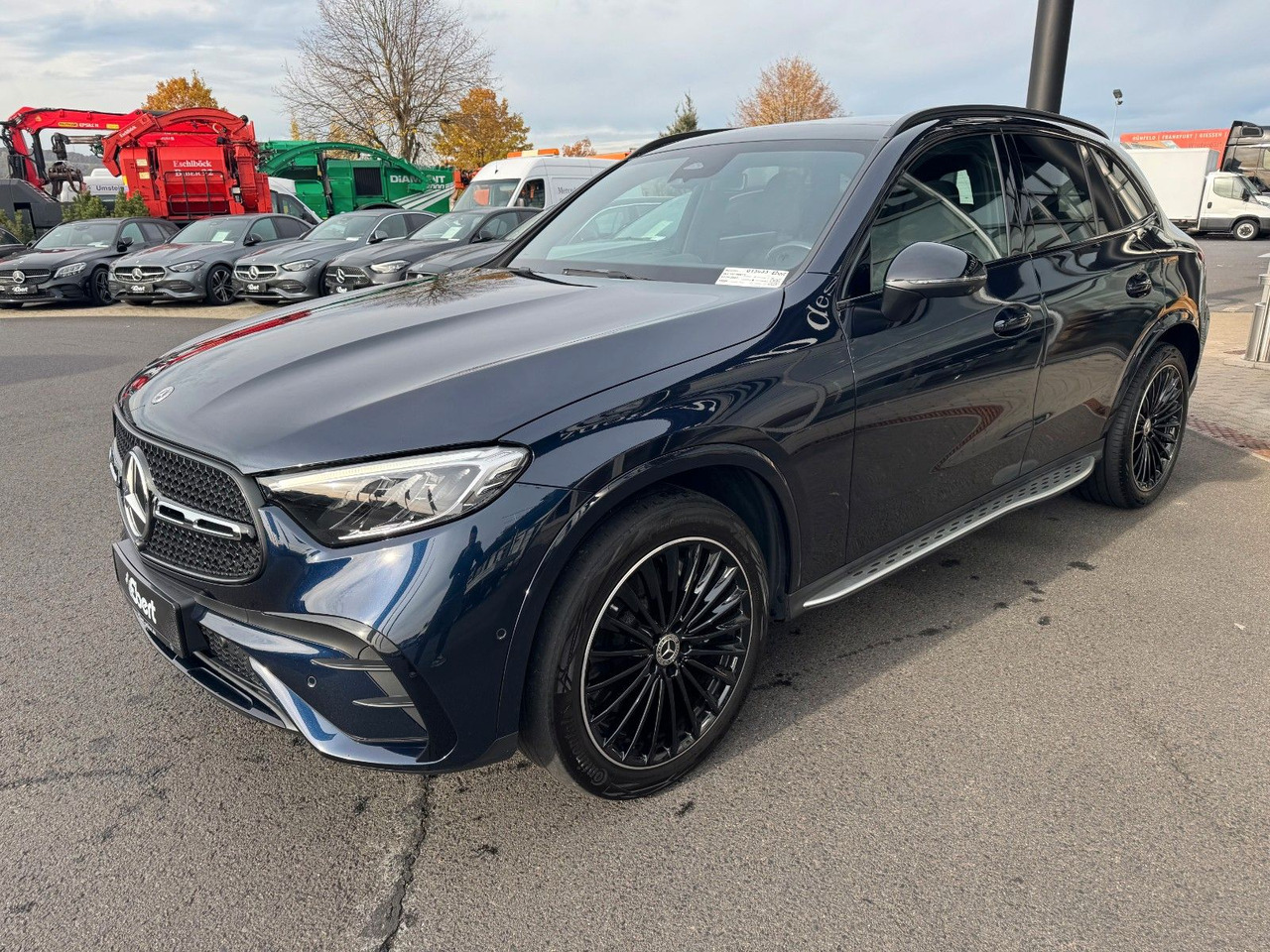 Mercedes-Benz GLC 300 4M+AMG+Pano+Burm+360+Memory - SUV: slika 2 Mercedes-Benz GLC 300 4M+AMG+Pano+Burm+360+Memory - SUV: slika 2