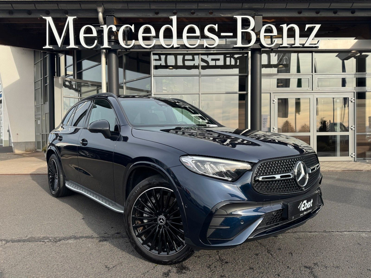 Mercedes-Benz GLC 300 4M+AMG+Pano+Burm+360+Memory - SUV: slika 1 Mercedes-Benz GLC 300 4M+AMG+Pano+Burm+360+Memory - SUV: slika 1