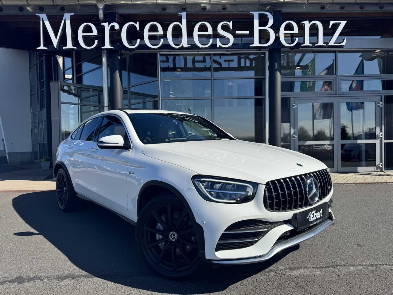 Mercedes-Benz GLC 43 AMG Coupe AirM+Memory+RFK+ SPUR+TOTW+ESD - Avtomobil: slika 4 Mercedes-Benz GLC 43 AMG Coupe AirM+Memory+RFK+ SPUR+TOTW+ESD - Avtomobil: slika 4