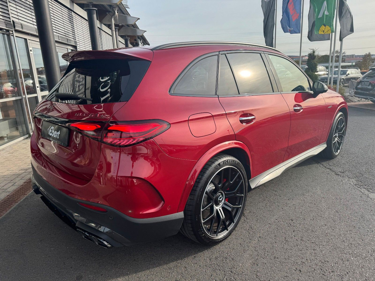 Mercedes-Benz GLC 63 AMG E Carbon+Burm3D+DriversP+Memory - SUV: slika 4 Mercedes-Benz GLC 63 AMG E Carbon+Burm3D+DriversP+Memory - SUV: slika 4